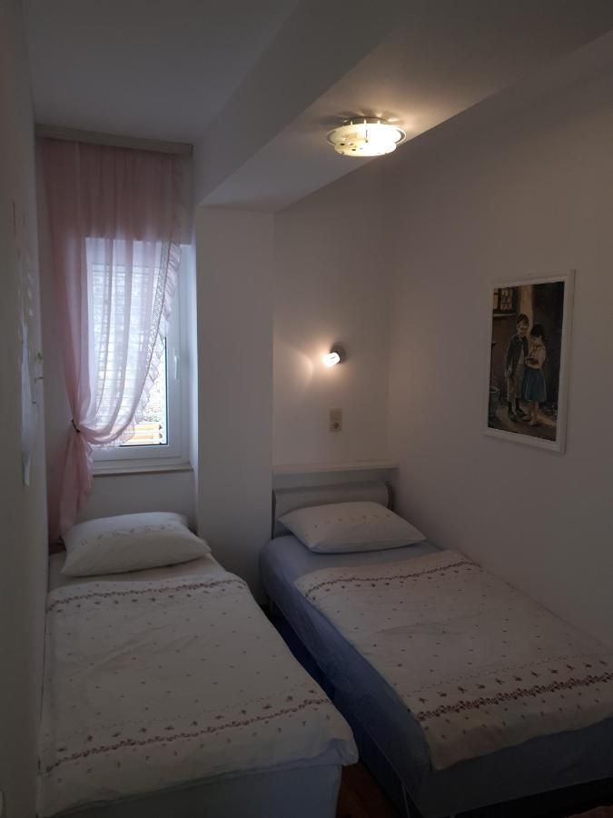 Apartmani Gojevic Vodice Extérieur photo