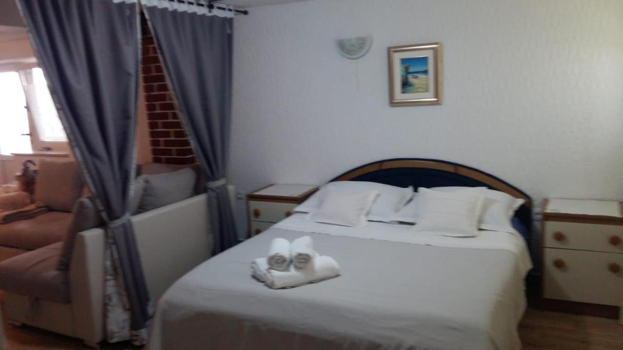 Apartmani Gojevic Vodice Extérieur photo