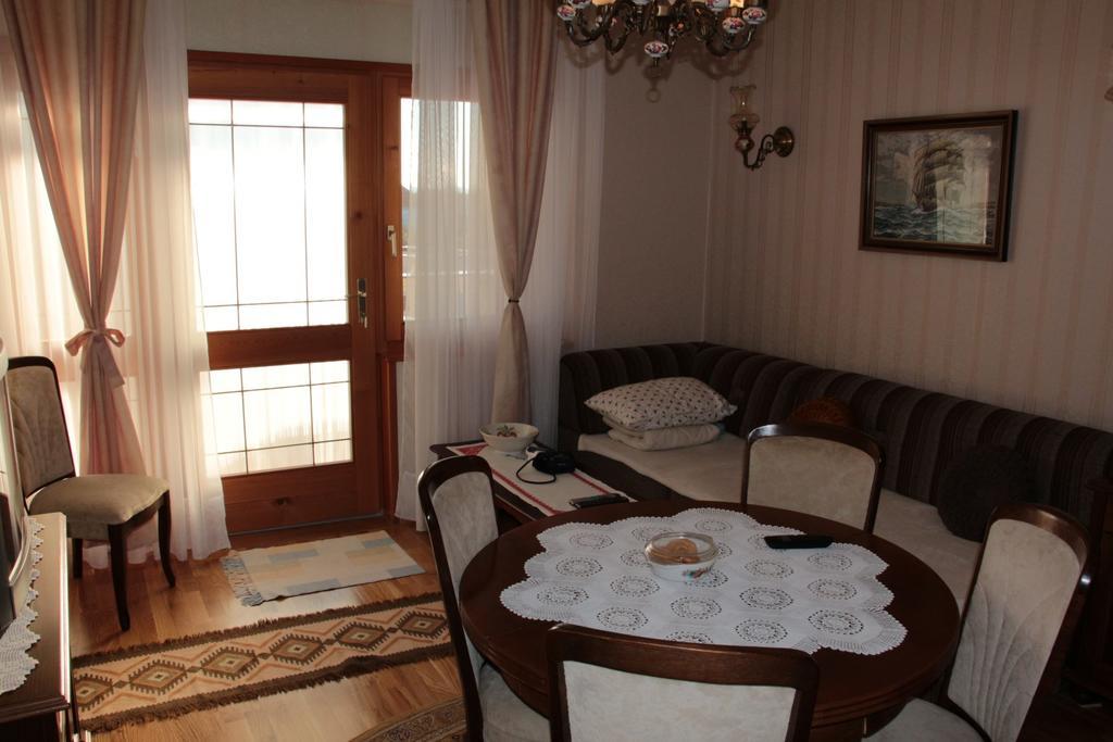 Apartmani Gojevic Vodice Extérieur photo