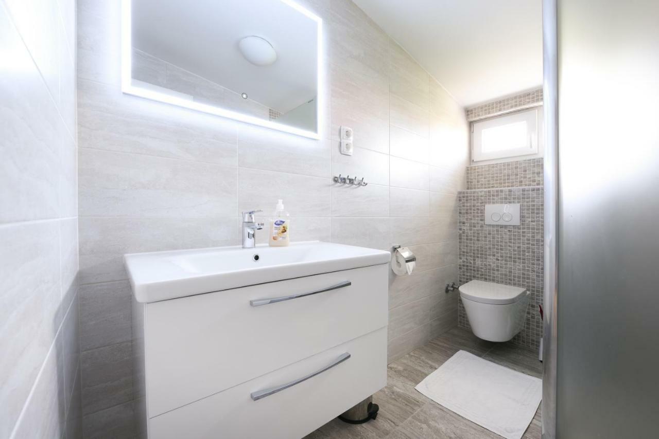Apartmani Gojevic Vodice Extérieur photo