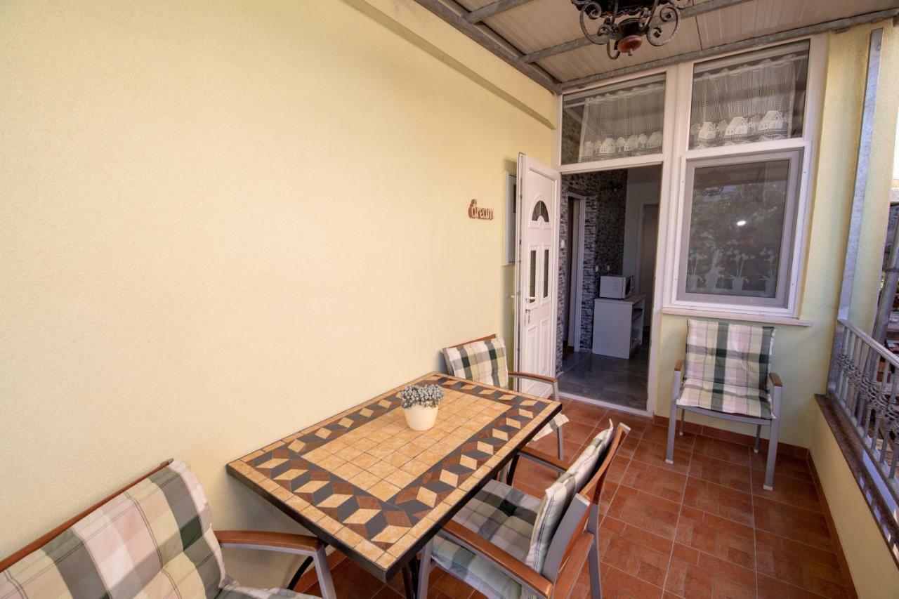 Apartmani Gojevic Vodice Extérieur photo